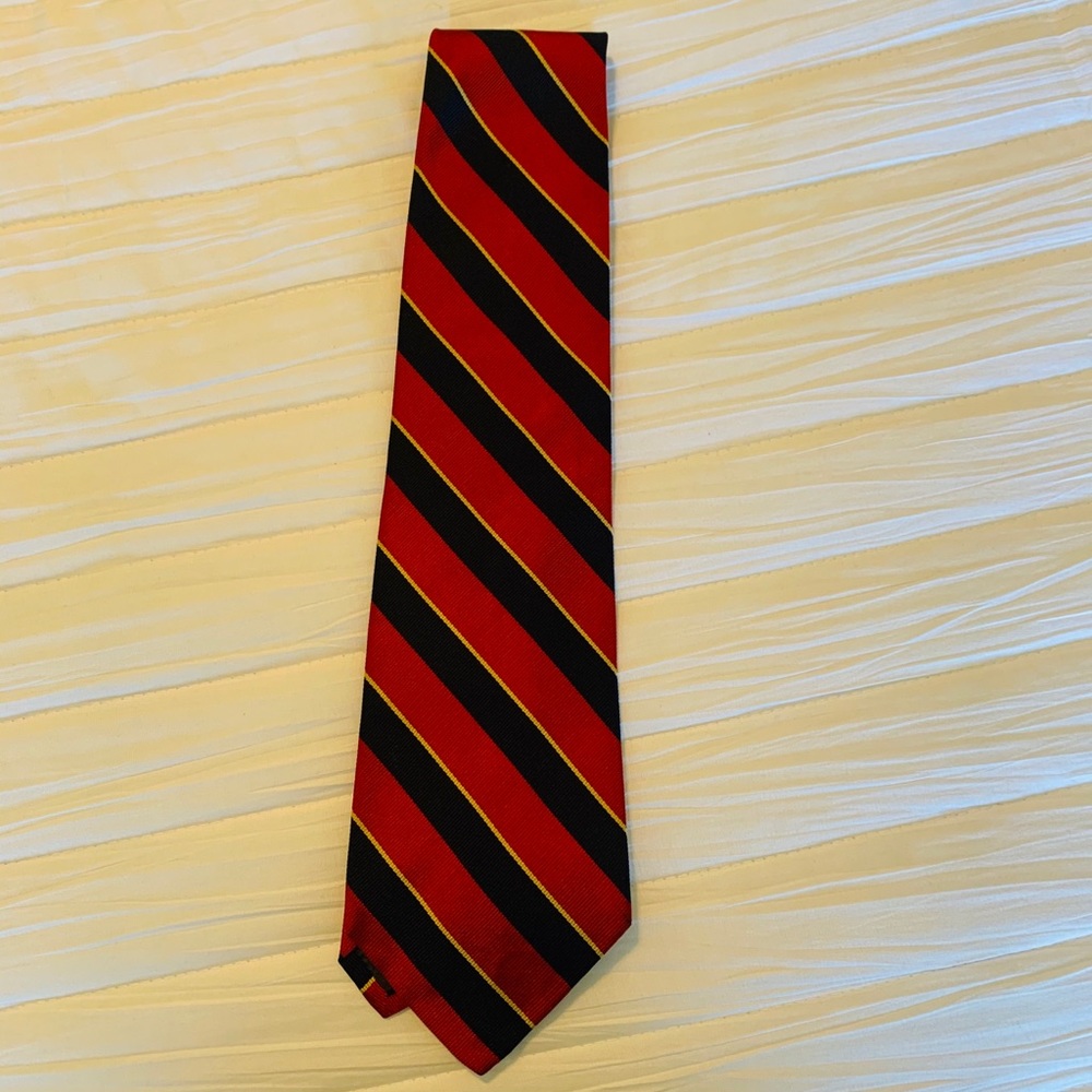 Neiman Marcus tie. Navy and red